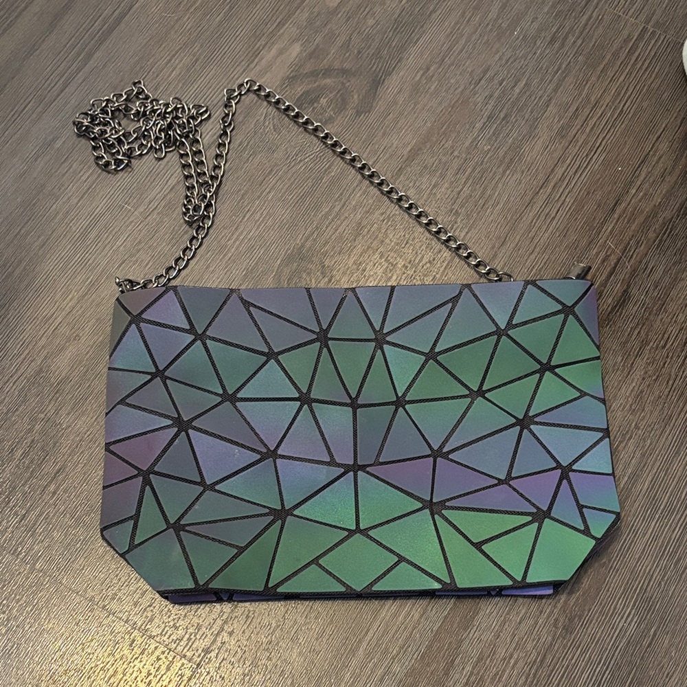 Geometric Iridescent Chain Shoulder Bag